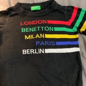 - United Colors of Benetton  very cute sweater for3/4 years old